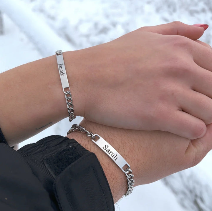 Partnerarmbänder mit Gravur