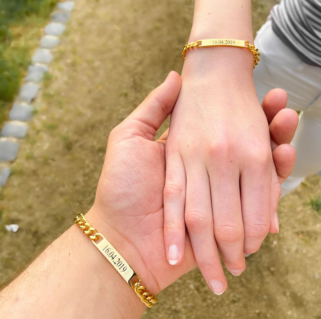 Partnerarmbänder mit Gravur